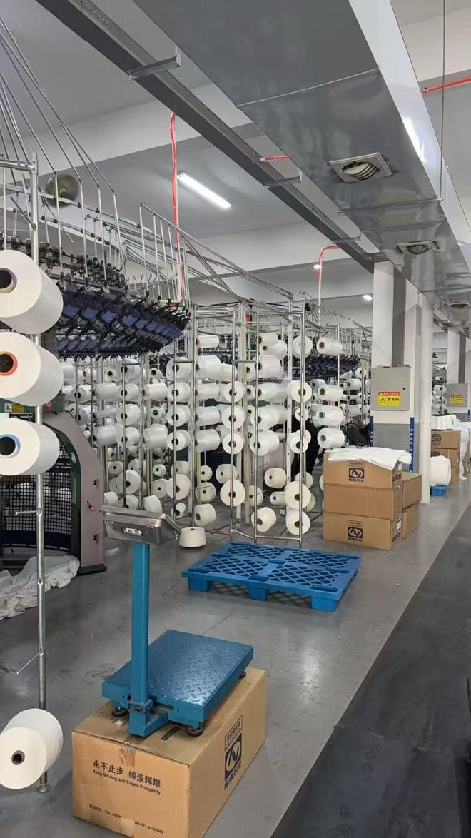 窗帘面料定做厂家分享定制面料心得j9九游会网站入口2025年对话(图2) 窗帘面料定做厂家分享定制面料心得j9九游会网站入口2025年对话(图2)